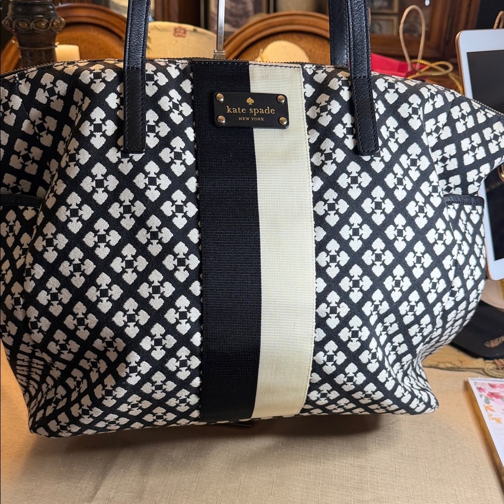 Kate Spade Black and Cream Patterned Tote